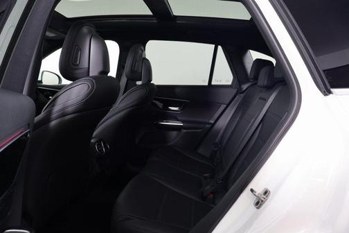Polar White 2026 Mercedes-Benz GLC 300 Base