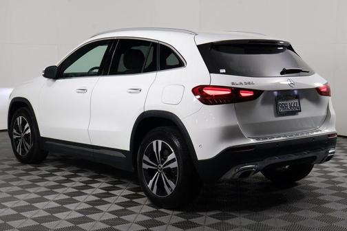 2025 Mercedes-Benz GLA 250 4MATIC