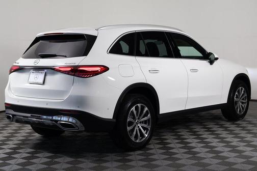 2026 Mercedes-Benz GLC 300 4MATIC