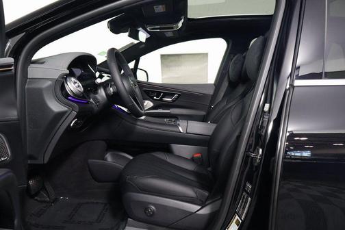 Black 2026 Mercedes-Benz EQS 400 400