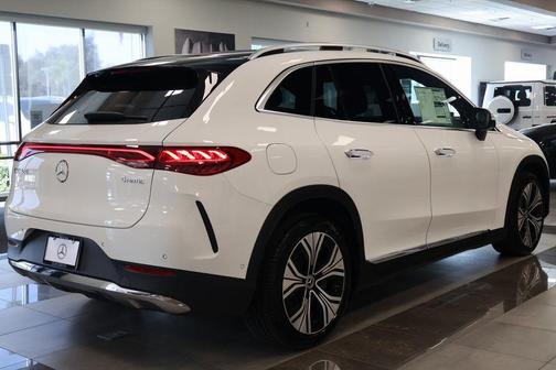 Polar White 2026 Mercedes-Benz EQE 320 320 SUV