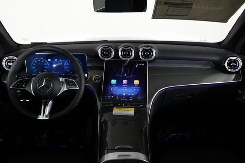 Graphite Grey Metallic 2026 Mercedes-Benz GLC 300 4MATIC