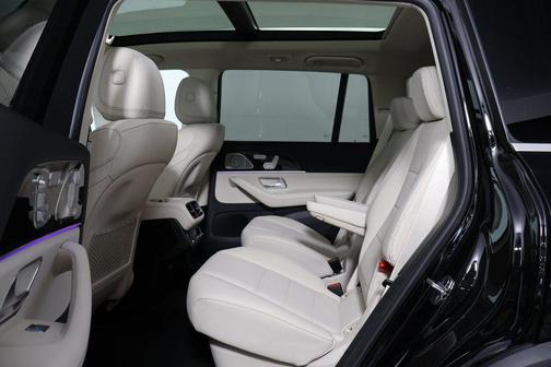 2026 Mercedes-Benz GLS 450 4MATIC