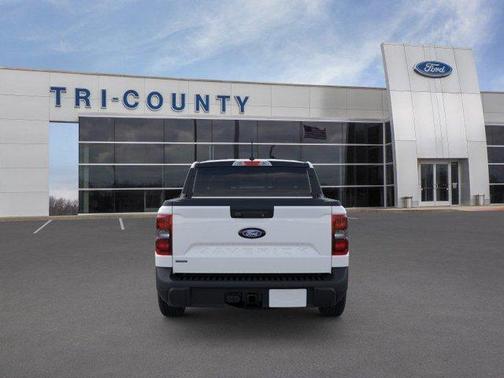 Oxford White 2026 Ford Maverick Lariat