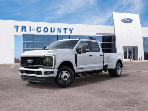 Oxford White 2027 Ford F-350 XL