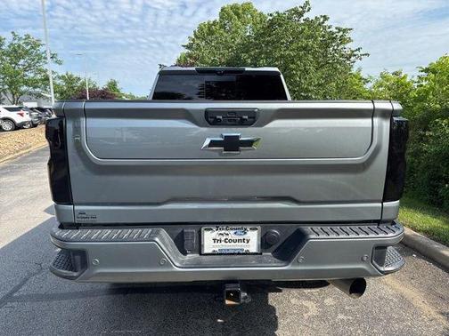 Sterling Gray Metallic 2025 Chevrolet Silverado 2500 High Country