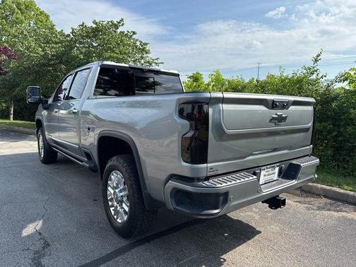 Sterling Gray Metallic 2025 Chevrolet Silverado 2500 High Country