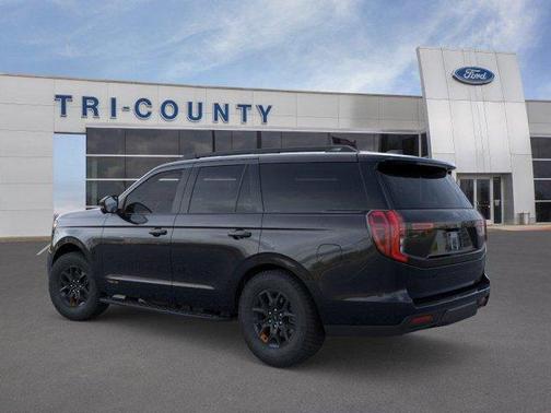 Agate Black Metallic 2026 Ford Expedition Tremor