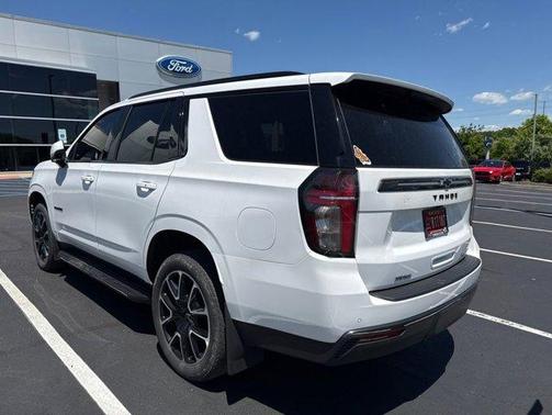 Summit White 2022 Chevrolet Tahoe RST