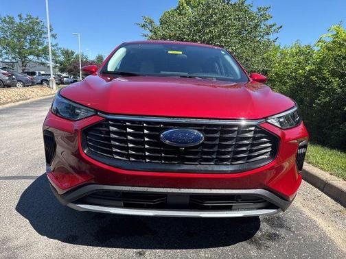 Rapid Red Metallic Tinted Clearcoat 2023 Ford Escape Active