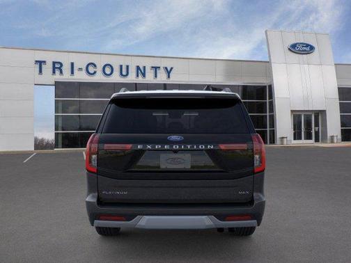 Dark Matter Gray Metallic 2026 Ford Expedition Max Platinum