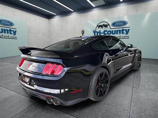2019 Ford Shelby GT350 Base