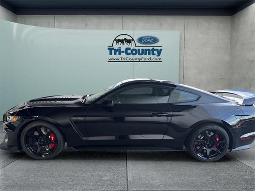 2019 Ford Shelby GT350 Base