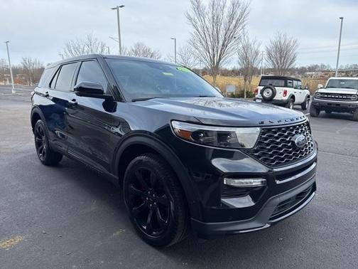 2022 Ford Explorer ST