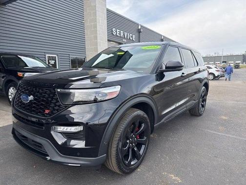 2022 Ford Explorer ST