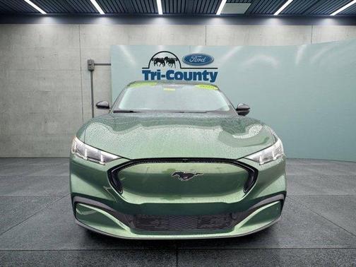 Eruption Green Metallic 2025 Ford Mustang Mach-E Premium