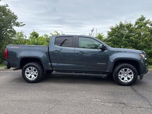 Shadow Gray Metallic 2020 Chevrolet Colorado LT
