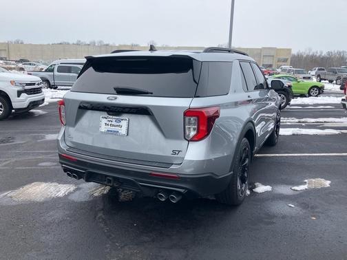 2023 Ford Explorer ST