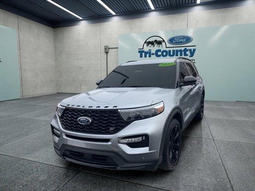 Iconic Silver Metallic 2023 Ford Explorer ST