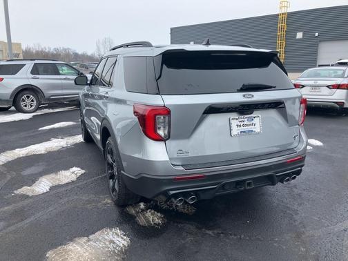 2023 Ford Explorer ST