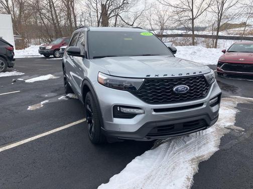 2023 Ford Explorer ST