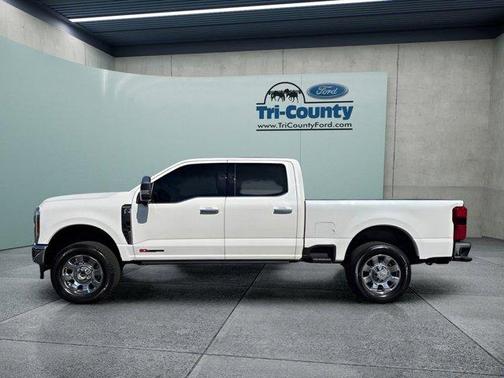 Star White 2025 Ford F-250 King Ranch