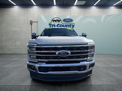 Star White 2025 Ford F-250 King Ranch