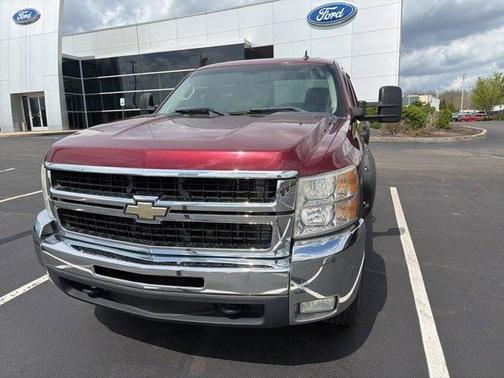 Deep Ruby Metallic 2009 Chevrolet Silverado 2500 LT H/D Crew Cab