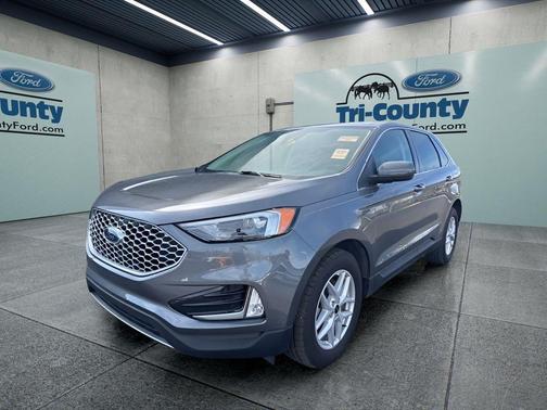 Carbonized Gray Metallic 2024 Ford Edge SEL