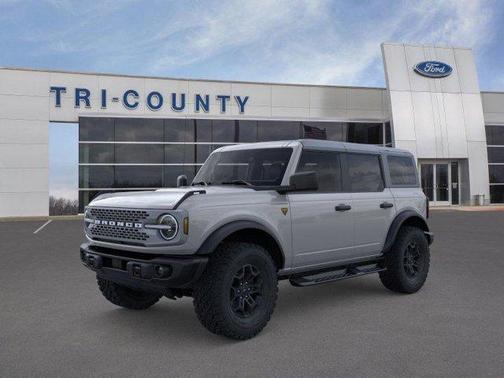 Avalanche Gray 2026 Ford Bronco Badlands