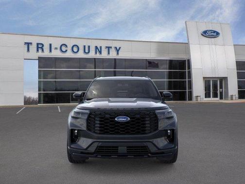 Agate Black Metallic 2026 Ford Explorer ST-Line