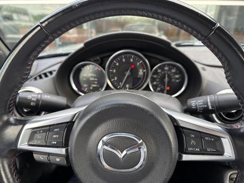 2019 Mazda MX-5 Miata RF Grand Touring