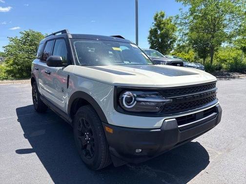 Oxford White 2025 Ford Bronco Sport Big Bend SUV