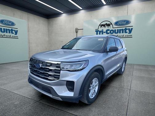 Iconic Silver Metallic 2025 Ford Explorer Active
