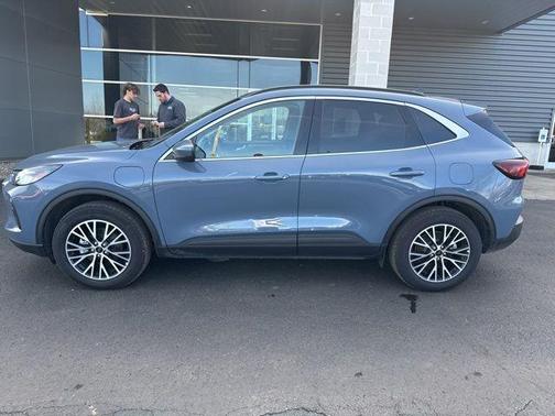 Vapor Blue 2025 Ford Escape PHEV