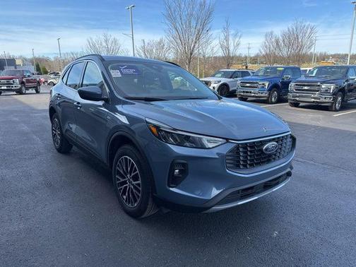 Vapor Blue 2025 Ford Escape PHEV