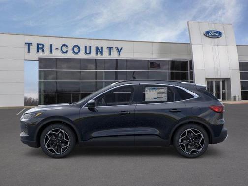 2026 Ford Escape Platinum