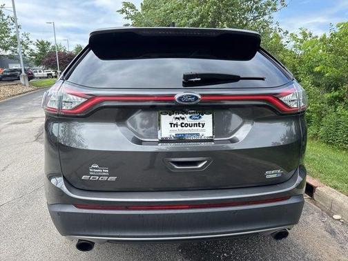 Magnetic 2018 Ford Edge SEL