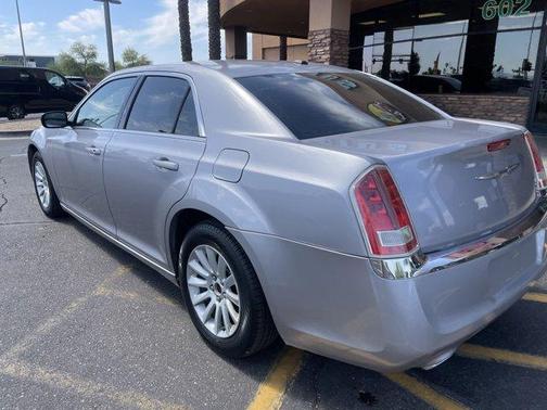 2014 Chrysler 300 Base