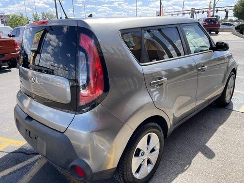 2016 Kia Soul Base