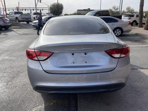 2015 Chrysler 200 LX