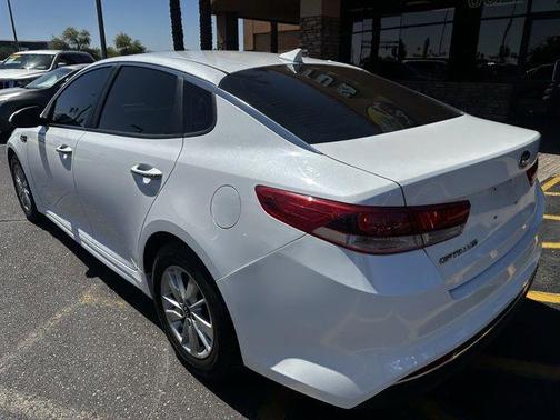 2017 Kia Optima LX