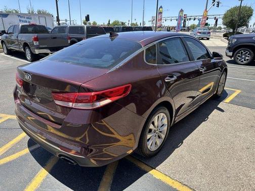 2018 Kia Optima LX