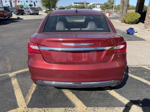 2014 Chrysler 200 LX