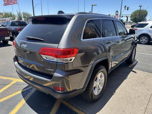 2016 Jeep Grand Cherokee Laredo