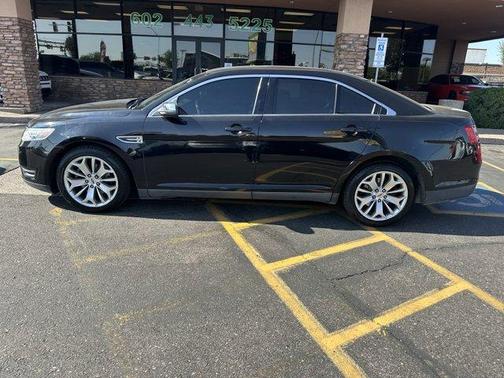 2017 Ford Taurus Limited