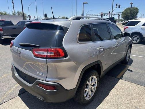 2018 Jeep Cherokee Latitude Plus