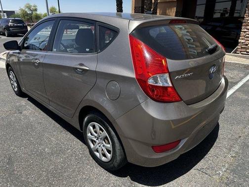 2012 Hyundai Accent GS