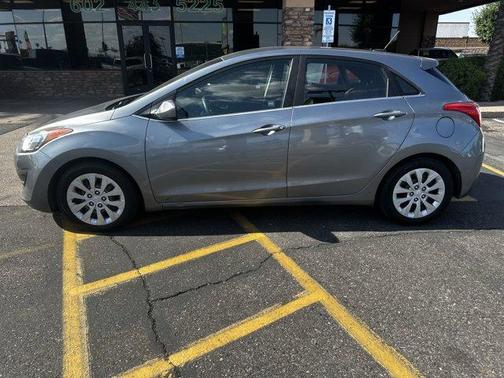 2017 Hyundai Elantra GT Base