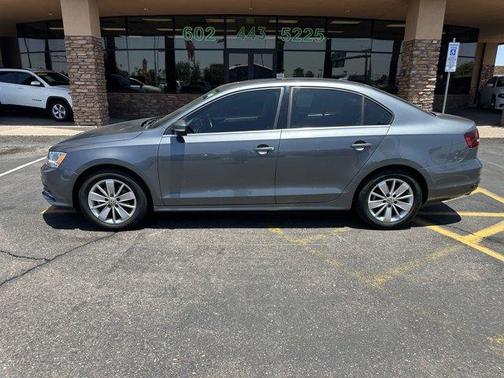 2016 Volkswagen Jetta 1.4T SE w/ Connectivity